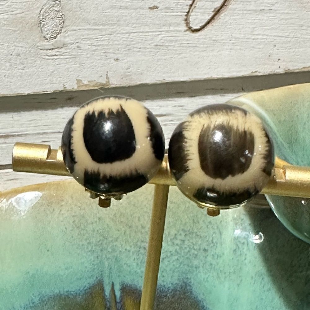 Tortoise Print Vintage Button Clip on Earrings